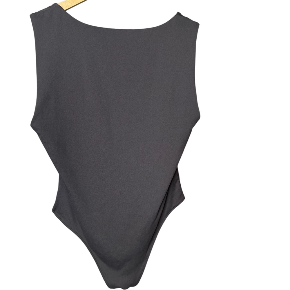House of Harlow 1960 | Black Square Neck Bodysuit | Stretch | Size L - Picture 3 of 5